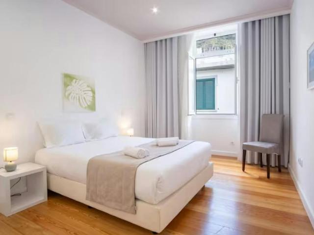 Apartamento alugar em Pontinha, Machico