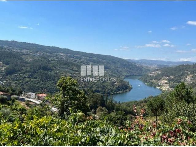 Casa venda em São Lourenço do Douro, Porto