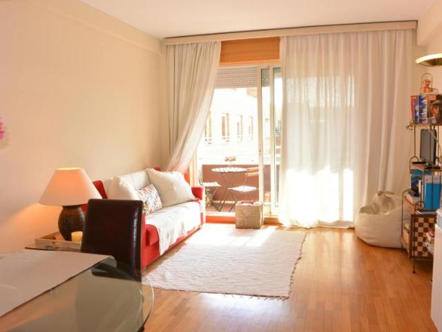 Apartamento alugar em Basílio Teles, Porto