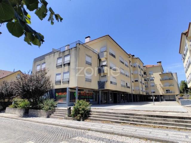 Apartamento venda em Nelas