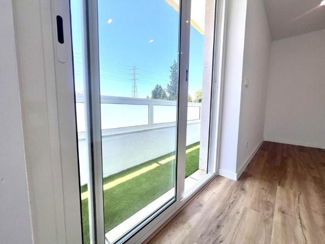 Apartamento venda em Patameiras, Odivelas