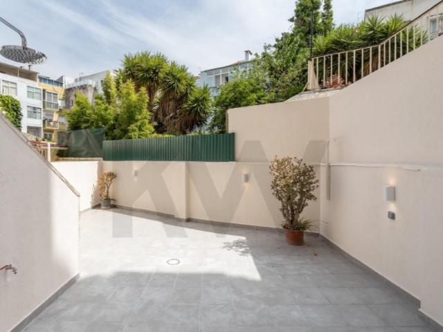Apartamento alugar em Bairro Clemente Vicente, Oeiras