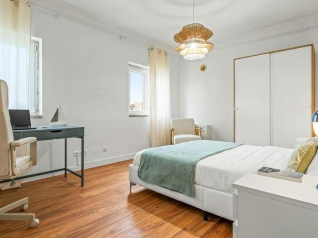 Quarto alugar em Oeiras, Lisboa