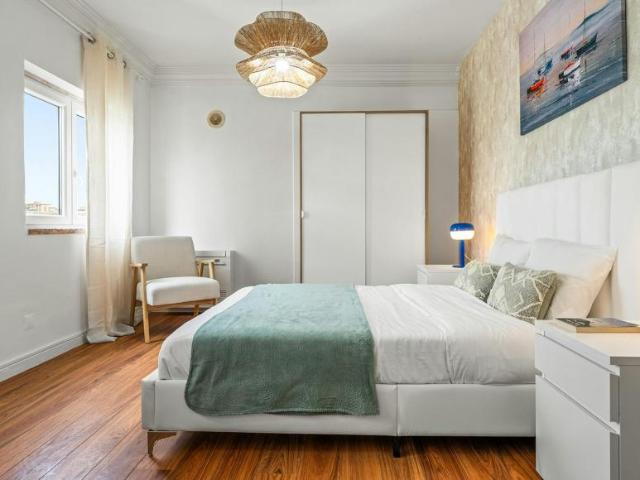 Quarto alugar em Oeiras, Lisboa