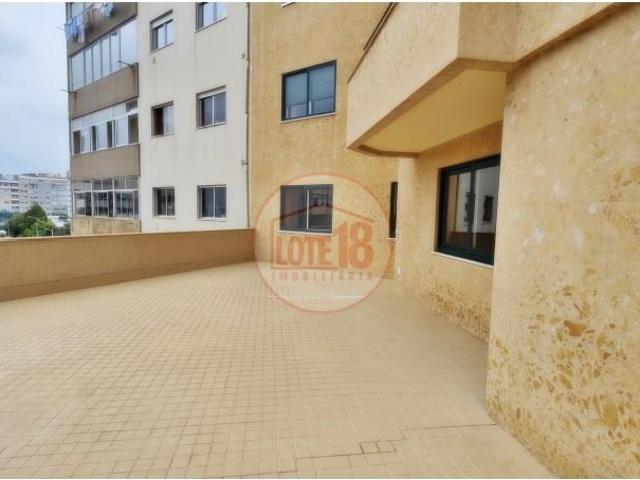 Apartamento alugar em Oliveira De Azeméis