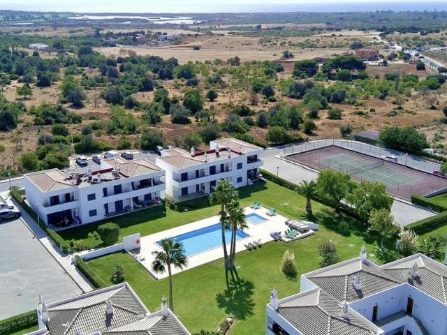 Apartamento alugar em Quinta do Palmeiral, Pêra