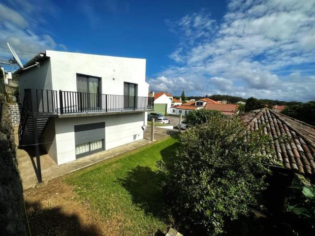 Apartamento alugar em Rosto do Cão (Livramento), Ponta Delgada