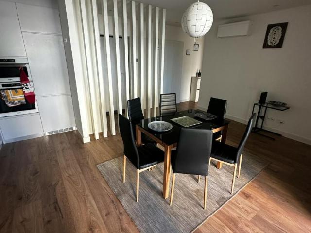 Apartamento alugar em Santiago Dos Velhos, Lisboa
