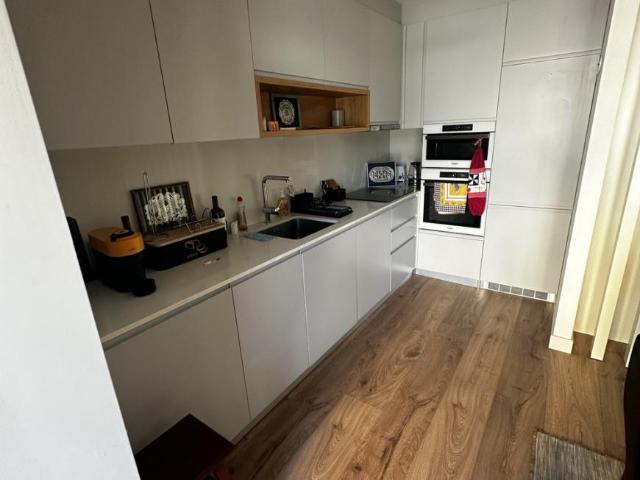 Apartamento alugar em Santiago Dos Velhos, Lisboa