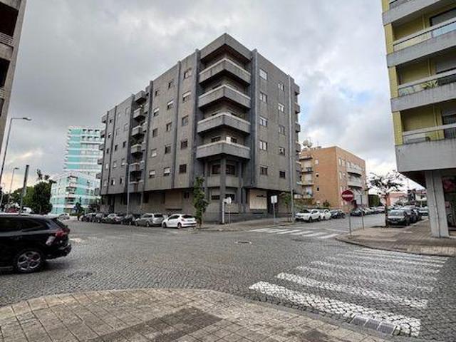 Apartamento alugar em Maia, Gueifães