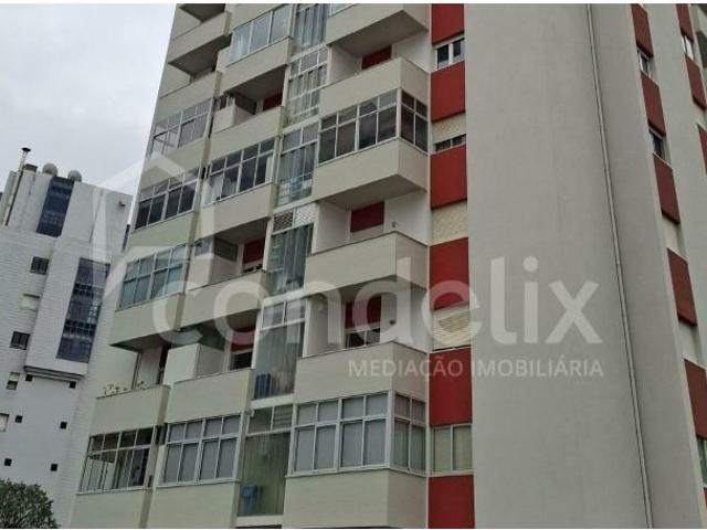Apartamento alugar em Porto, Lordelo Do Ouro