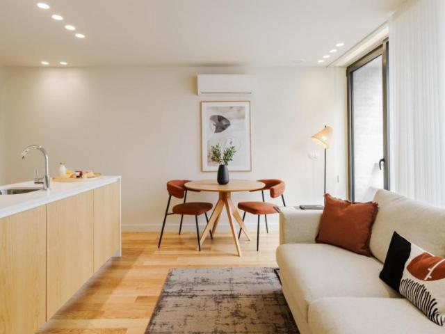 Apartamento alugar em Porto, Lordelo Do Ouro
