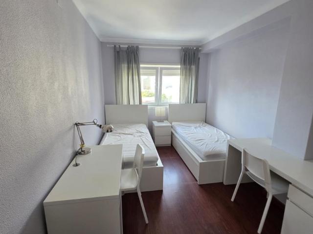 Quarto alugar em Porto
