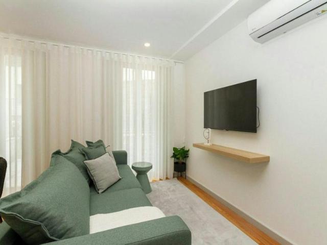 Apartamento alugar em Conjunto Urbano da Ribeira, Porto