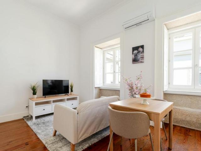 Apartamento alugar em Porto, Aldoar