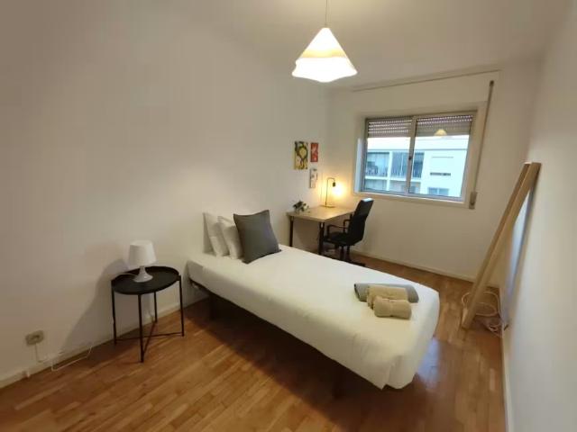 Quarto alugar em Porto, Lordelo Do Ouro