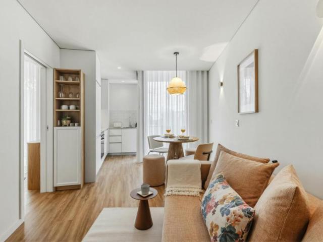 Apartamento alugar em Porto, Lordelo Do Ouro