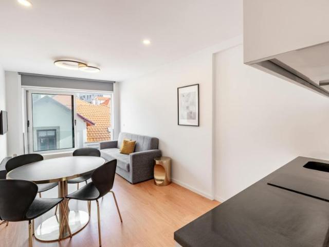 Apartamento alugar em Porto, Aldoar