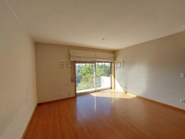 Apartamento alugar em Agra do Amial, Porto