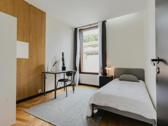 Quarto alugar em Porto