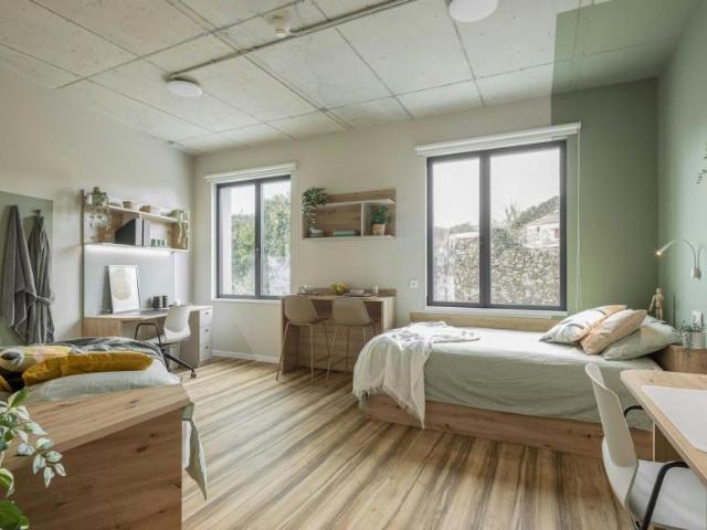 Quarto alugar em Porto