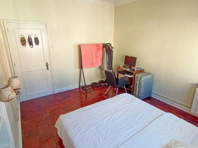 Quarto alugar em Monte de Ramalde, Porto