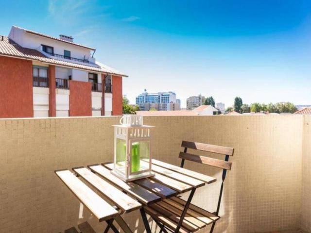 Apartamento alugar em Porto, Lordelo Do Ouro