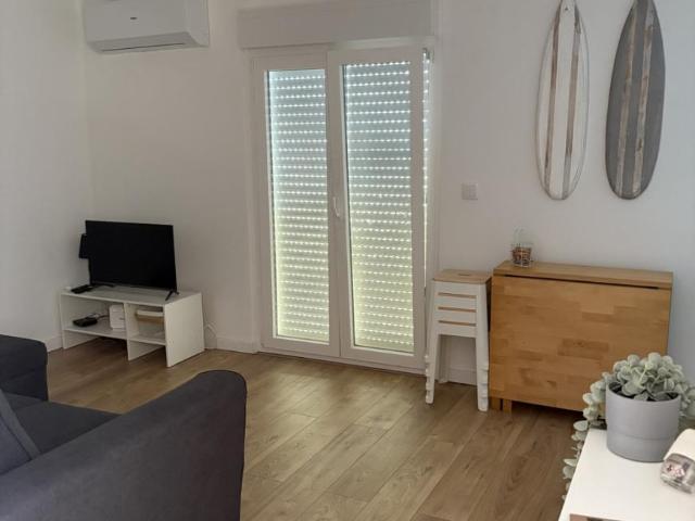 Apartamento alugar em Santo António da Caparica, Almada