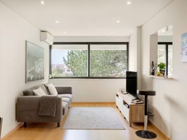 Apartamento alugar em Urbanização CHESOL, Cascais