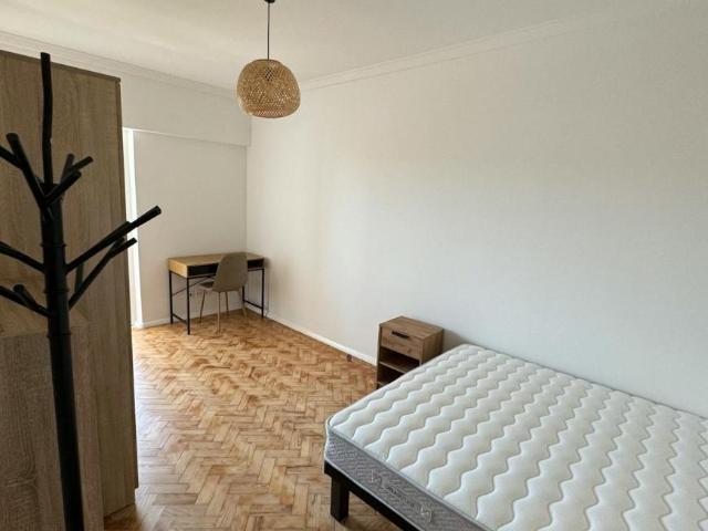 Quarto alugar em Sacavém e Prior Velho, Loures