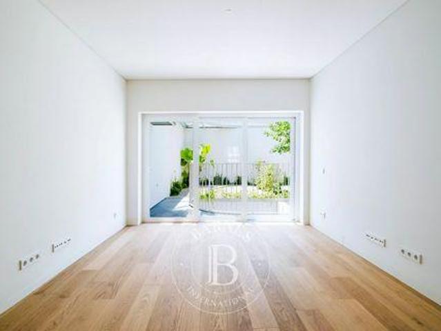 Apartamento alugar em Santo António, Lisboa