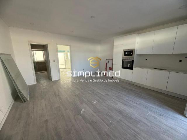 Apartamento venda em Bairro Alves Redol, Alto do Seixalinho, Santo André e Verderena