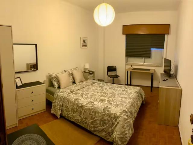 Quarto alugar em Fonte do Lavra, Setúbal