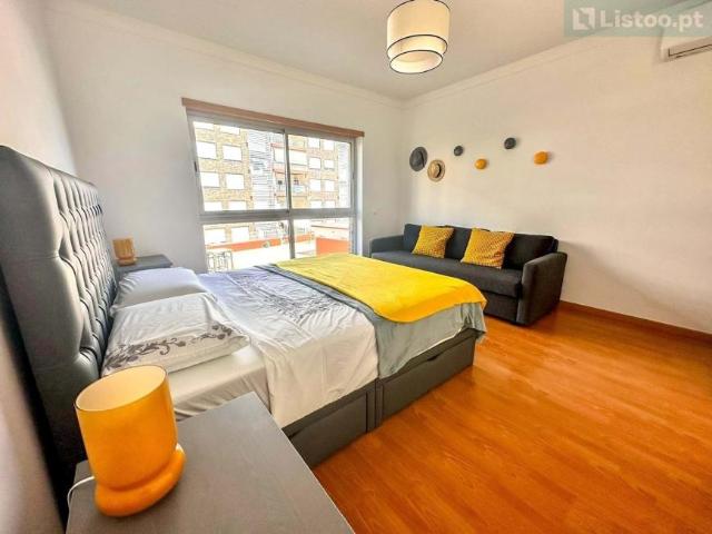 Apartamento venda em Armação De Pêra, Faro