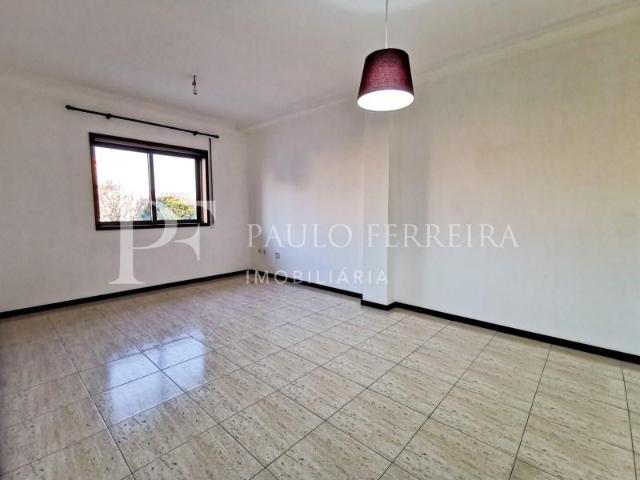 Apartamento alugar em Vila Nova De Famalicão