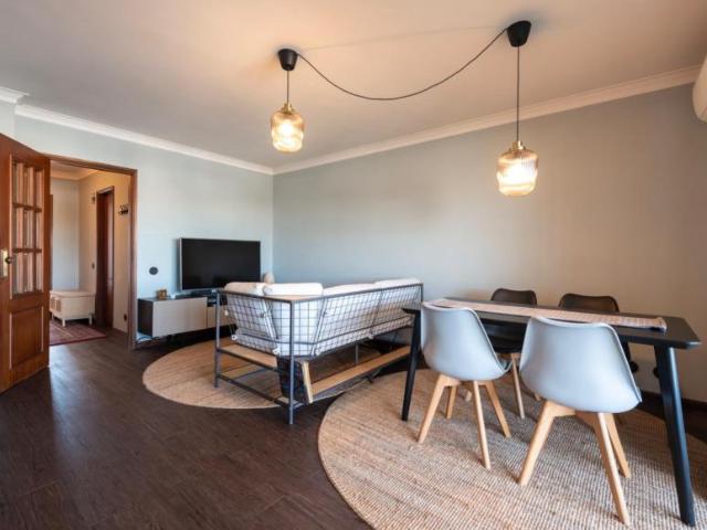 Apartamento alugar em Lugar do Castelo, Vila Nova De Gaia