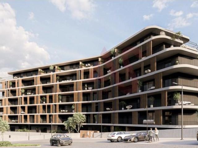 Apartamento venda em Oliveira do Douro, Vila Nova De Gaia