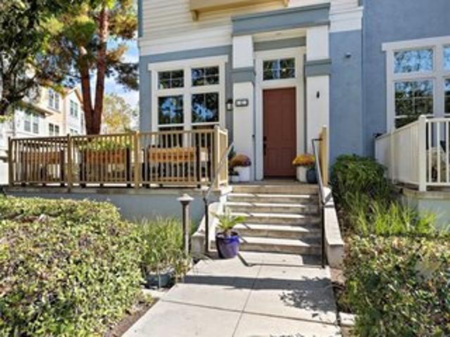 Townhouse for sale in Ladera Ranch, California