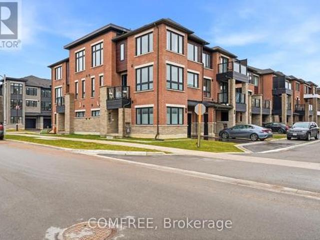 House for sale in Barrie, Central Ontario