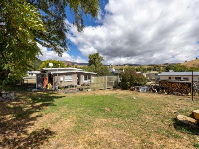 House for sale in Otakou