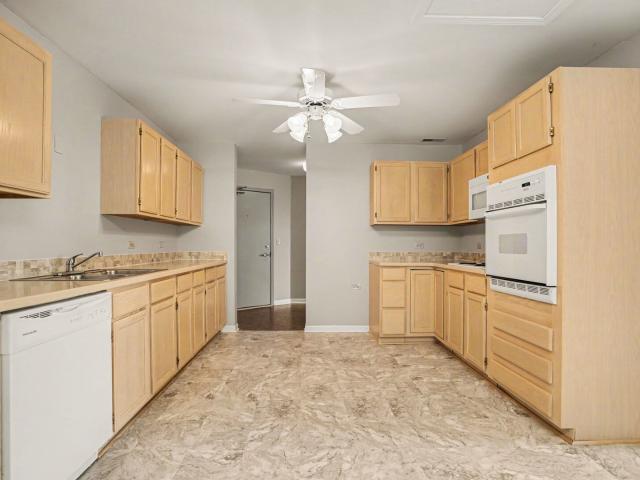 Condo for sale in Illinois
