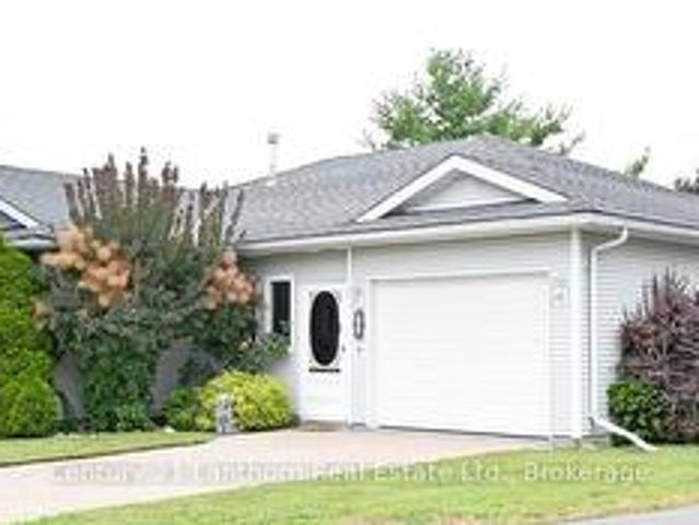 House for sale in Ontario