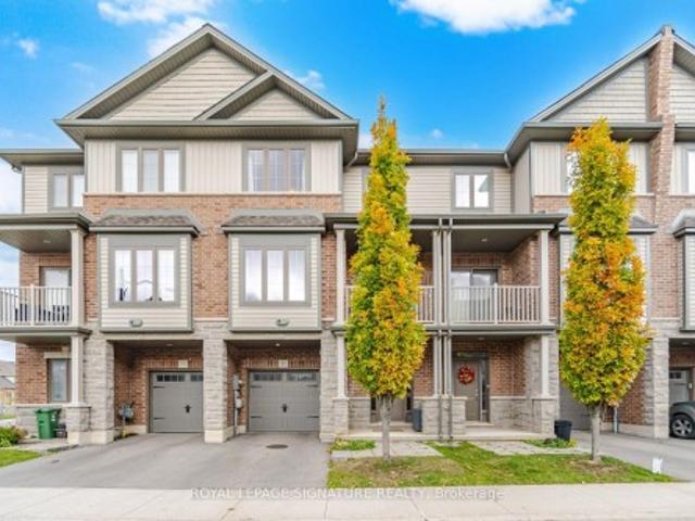 Townhouse for sale in Hamilton, Golden Horseshoe