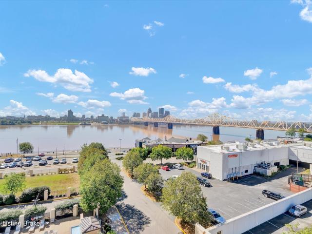 Condo for sale in Jeffersonville, Clark County