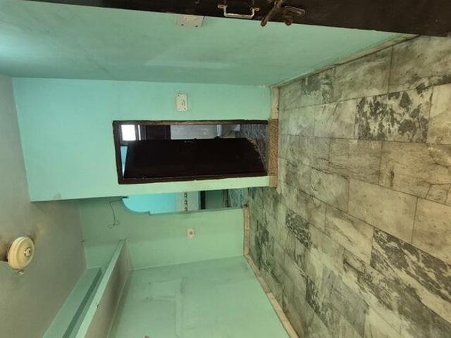 Property for rent in Deri