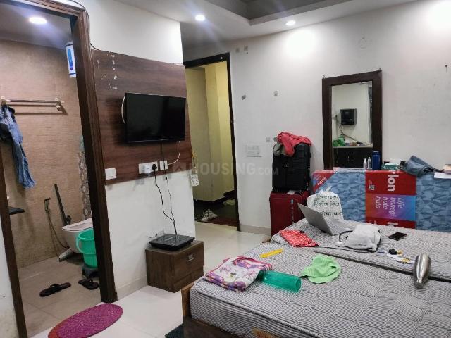 Flat for rent in South Delhi, Deri