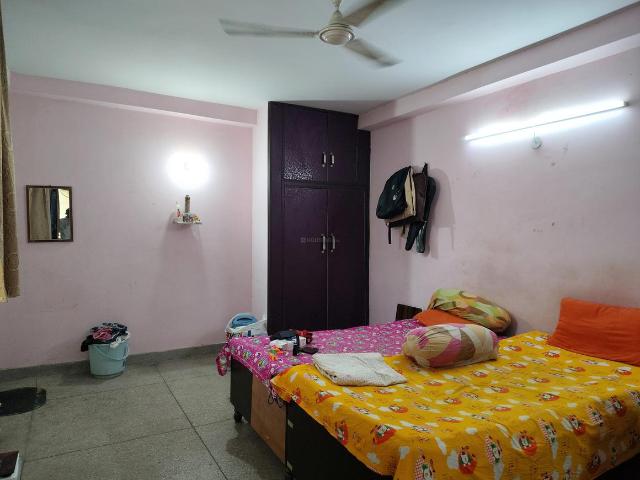 Flat for rent in South Delhi, Deri