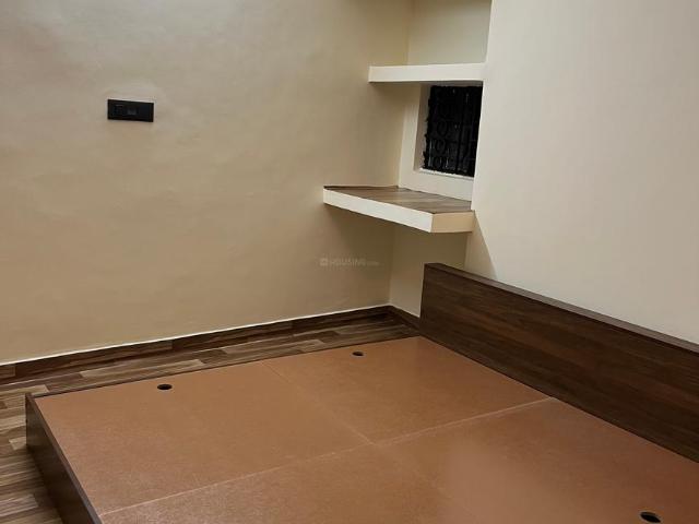 Flat for rent in Deri
