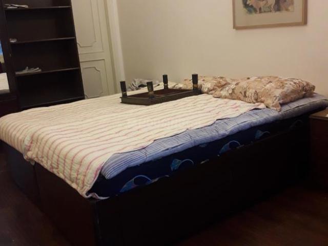 Flat for rent in Deri