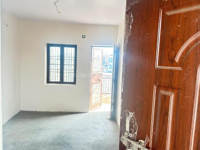 Flat for rent in Deri